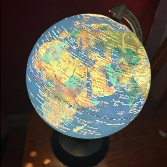 Illuminated Blue Globe with Black Base World Globe Educational Geography Globe - Picture 1 of 10